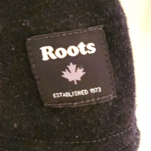 Dark Gray Roots Cropped Hoodie - Picture 3 of 7